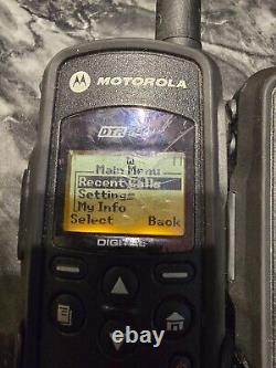 Set of 6 Motorola DTR550 Digital Portable Two Way Radio Black With charger