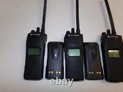 Three Motorola MT1500 136-174 MHz VHF Two Way Radio w Impres H67KDD9PW5BN