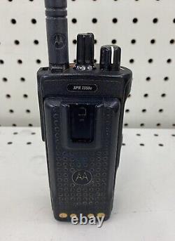 VGC Motorola XPR 7350e AAH56JDC9WA1AN VHF 150.8 173.4MHz Two Way Radio Charger