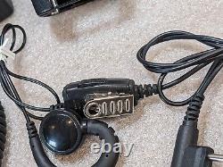 Works? Motorola RMM2050 On-Site Two-Way Radio Bundle (W)