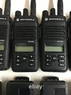 12 Qté Motorola Mototrbo Xpr3500e Uhf Aah02rdh9va1an Radios Bidirectionnelles Avec Chargeurs