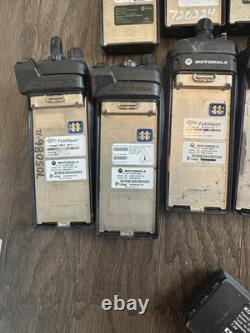 13x LOT de Motorola XTS2500 Modèle III 700/800 MHz P25 Numérique H46UCH9PW7AN