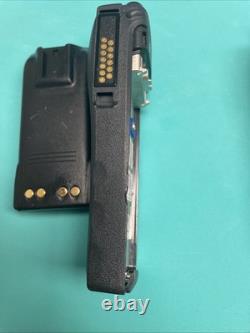 2X Motorola PR1500 32CH 136-174 MHz VHF Radio Bi-Directionnel AAH79KDC9PW5AN