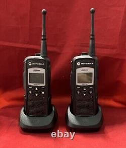2 Motorola DTR650 Dtr 650 Radios bidirectionnels numériques 900MHz Talkie avec chargeurs