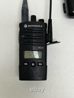2 Motorola RDU4160D Radios bidirectionnels à 16 canaux