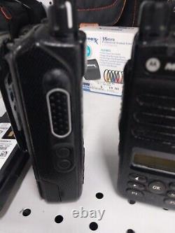 2 Motorola XPR 3500e MotoTRBO Radio bidirectionnelle UHF 403-512MHz Sans chargeur