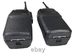 2 Radios bidirectionnelles Motorola XPR 6350 avec batterie, clip de ceinture et antenne, très propre