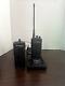 2 Radios Portables Uhf à Deux Voies Motorola Radius Gp 300