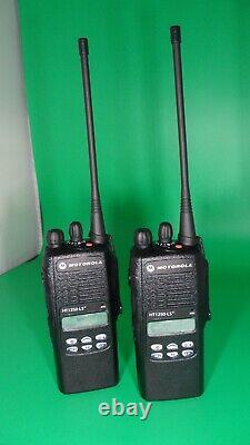 2 X Motorola HT1250 LS+ UHF 450-512MHz 4W 16CH Radios Bi-Directionnels AAH25SDH9DP5AN