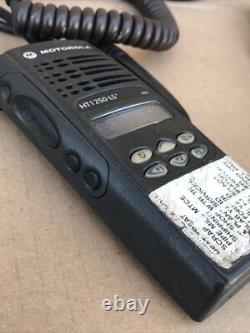 2 X Motorola HT1250 LS+ UHF 450-512MHz 4W 16CH Radios Bi-Directionnels AAH25SDH9DP5AN