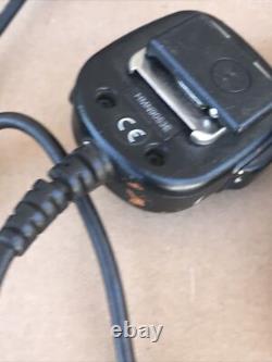2 X Motorola HT1250 LS+ UHF 450-512MHz 4W 16CH Radios Bi-Directionnels AAH25SDH9DP5AN