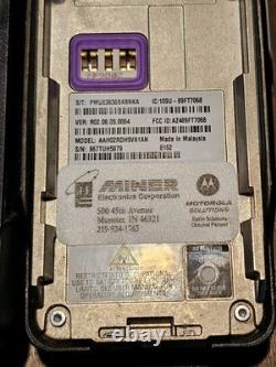 2 radios bidirectionnelles Motorola MOTOTRBO XPR3500e UHF AAH02RDH9VA1AN avec chargeur 403-512