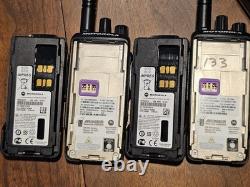 2 radios bidirectionnelles Motorola MOTOTRBO XPR3500e UHF AAH02RDH9VA1AN avec chargeur 403-512