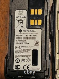 2 radios bidirectionnelles Motorola MOTOTRBO XPR3500e UHF AAH02RDH9VA1AN avec chargeur 403-512