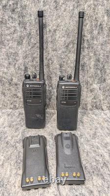2 x MOTOROLA HT750 136-174 MHz VHF 16ch RADIO BIDIRECTIONNELLE AAH25KDC9AA3AN