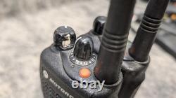 2 x MOTOROLA HT750 136-174 MHz VHF 16ch RADIO BIDIRECTIONNELLE AAH25KDC9AA3AN