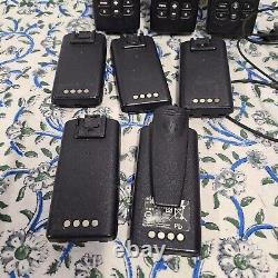 3 Talkies-walkies Motorola en état de marche, 8 batteries usagées, rdm2070d Walmart Pas de chargeur