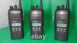 3 X Motorola HT1250 LS UHF 403-470 MHz 128CH 4W Radios Bidirectionnels AAH25RDH9DU5AN
