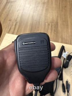 3 x Motorola Talkabout T200 FRS/GMRS Radios Bi-Directionnels (Gris) Avec 3X Microphone à Distance PTT