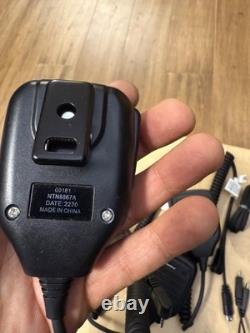 3 x Motorola Talkabout T200 FRS/GMRS Radios Bi-Directionnels (Gris) Avec 3X Microphone à Distance PTT