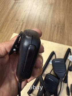 3 x Motorola Talkabout T200 FRS/GMRS Radios Bi-Directionnels (Gris) Avec 3X Microphone à Distance PTT