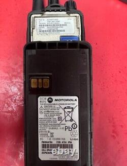 3x Motorola CP185 Talkie Walkie UHF 435-480mhz 16Ch AAH03RDF8AA7AN avec batteries