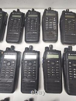 50 Motorola MOTOTRBO XPR6580 Radio bidirectionnelle 806-941 MHz AAH55UCH9LB1AN 800 MHz