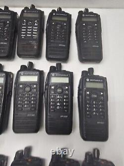 50 Motorola MOTOTRBO XPR6580 Radio bidirectionnelle 806-941 MHz AAH55UCH9LB1AN 800 MHz