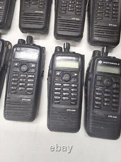 50 Motorola MOTOTRBO XPR6580 Radio bidirectionnelle 806-941 MHz AAH55UCH9LB1AN 800 MHz