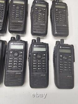 50 Motorola MOTOTRBO XPR6580 Radio bidirectionnelle 806-941 MHz AAH55UCH9LB1AN 800 MHz