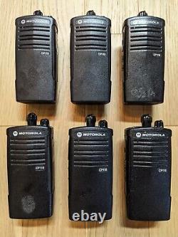 6 talkies-walkies Motorola CP110 UHF 2 canaux 2 watts H96RCC9AA2AA compatibles avec RDU2020