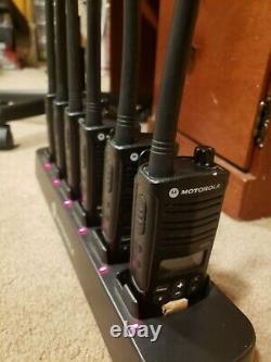 6x Ensemble De Motorola Rdm2070d Murs Licence Gratuite Vhf Deux Sens Radios W Gang Chargeur