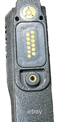 7 Talkies-Walkies Numériques Motorola MotoTRBO XPR6300 UHF à Deux Voies