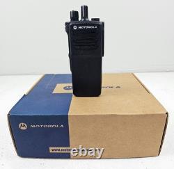(BOÎTE OUVERTE) Motorola XPR7380e 800/900 MHz 2,5 W (ACTIVÉ)
