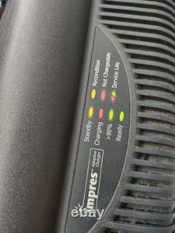 Chargeur adaptatif Motorola Impres à 6 baies WPLN4212BR pour radio bidirectionnelle