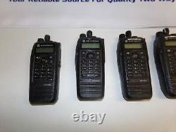 Cinq Motorola Mototrbo Xpr6580 Radio À Deux Voies 806-941 Mhz Aah55uch9lb1an 800 Mhz