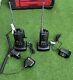 Deux Radios Bidirectionnelles Motorola, Deux Chargeurs Et Un Haut-parleur à Distance Motorola Rdu4160d