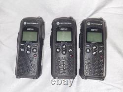 Ensemble de 8 radios portables bidirectionnelles numériques Motorola DTR550/650 Walkie Talkies