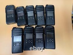 Ensemble de 9 radios bidirectionnelles Motorola DTR600 DTS130NBDLAA fonctionnelles avec batterie