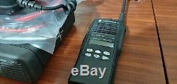 Forfait Motorola Ht1250 Ls + Et Cdm750 Radio Two Way