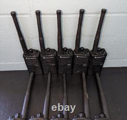 LOT DE 10 radios bidirectionnelles Motorola CP110 2 canaux H96KCC9AA2AA