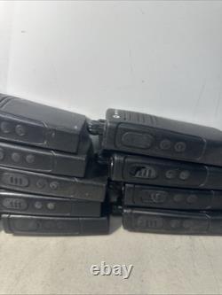 LOT DE 19 Radios Bidirectionnelles Motorola CP110 2ch H96KCC9AA2AA. Pas de batterie