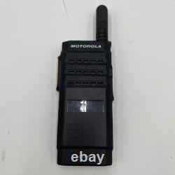 LOT DE 2 Radios Portables Bidirectionnelles Motorola SL3500e AAH88YCD9SA2AN / SANS BATTERIE