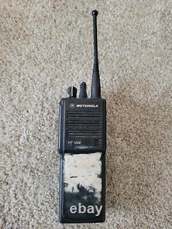 LOT DE 2 Radios Portables UHF 16 Canaux Motorola HT1000 H01SDC9AA3DN Fonctionnelles