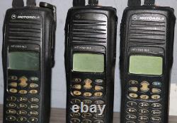 LOT DE 3 Radio bidirectionnelle Motorola HT1550 XLS UHF 136-174 MHz, D'OCCASION
