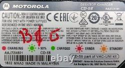 LOT DE 5 Motorola EVX-261-G7-5 Radio bidirectionnelle UHF 470-512 MHz avec station de charge