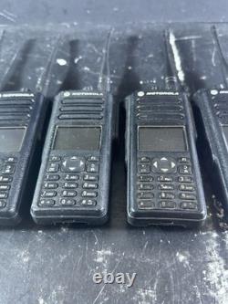 LOT DE 5 Radios Bi-Directionnelles Motorola XPR 7580 AAH56UCN9KB1AN À LIRE