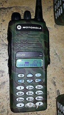 Lot 6 Motorola Ht1250 Uhf 450-512 Deux Walkie Monnaie, Chargeur De Bande