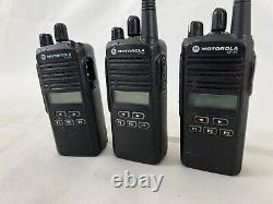 Lot De 3 Motorola Cp185 Vhf 136-174 Mhz 5 Watt 16ch Radios À Deux Voies Avec Batteries