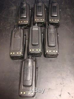 Lot De 7 Motorola Xpr 403 470 6 100 Uhf Mhz Radios Bidirectionnelles Aah55qdt9ja1an